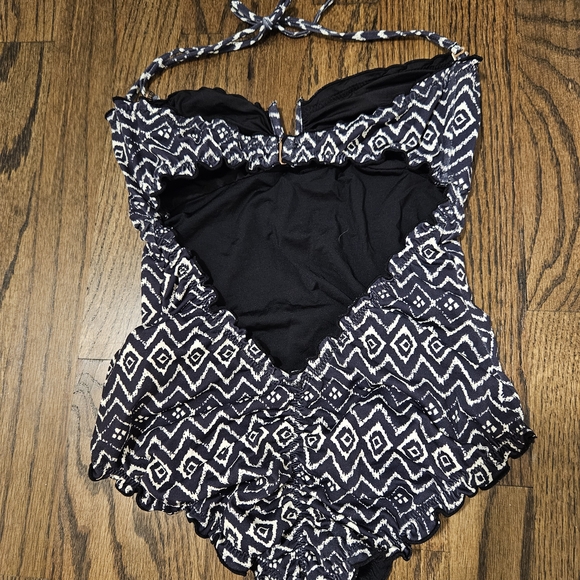Eberjey Black and white cut-out one-piece Swimsuite - Picture 1 of 3